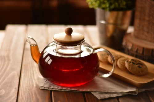 Lucas Süzgeçli Demlik 900 ml