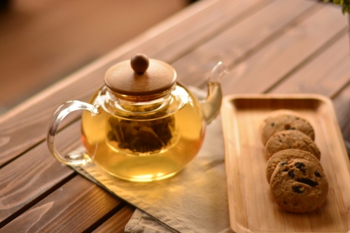 Lucas Süzgeçli Demlik 800 ml